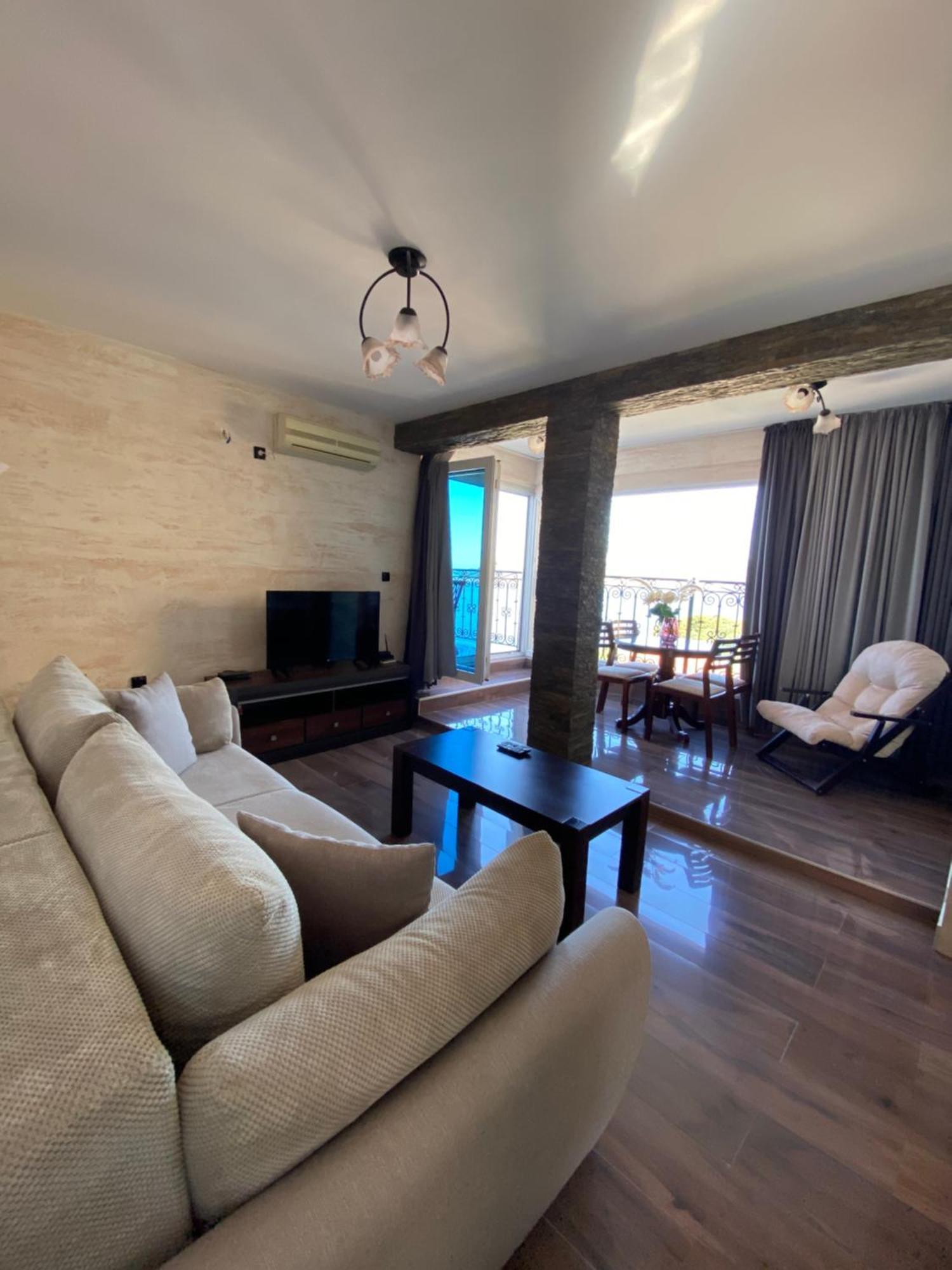 Apartment Dzaleta Sveti Stefan Extérieur photo